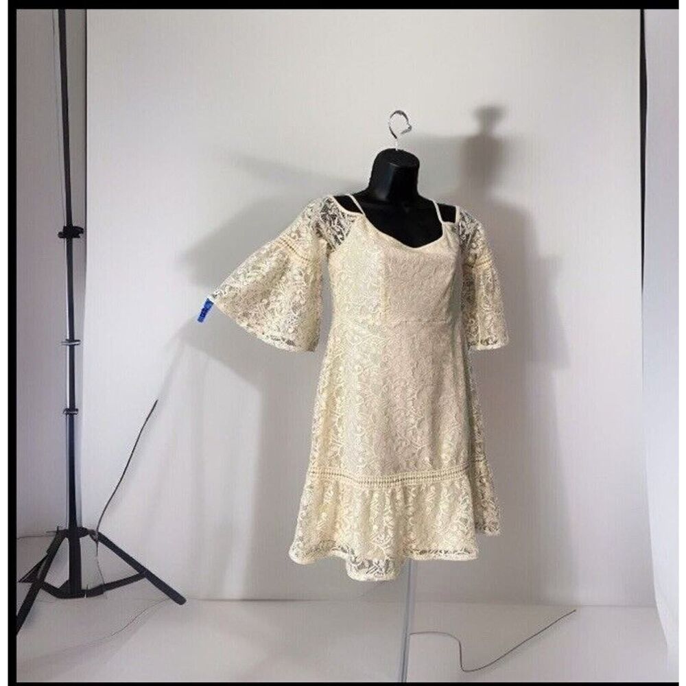Cato Women's Dress Lace White‎ Bell Sleeves Size XS